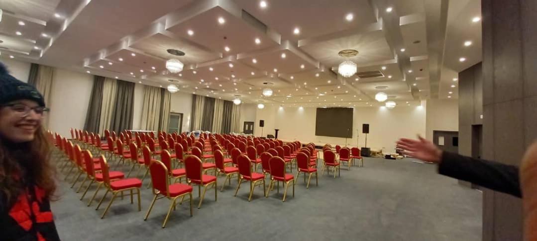 Golden Tulip Royaume Hotel Algiers Ngoại thất bức ảnh