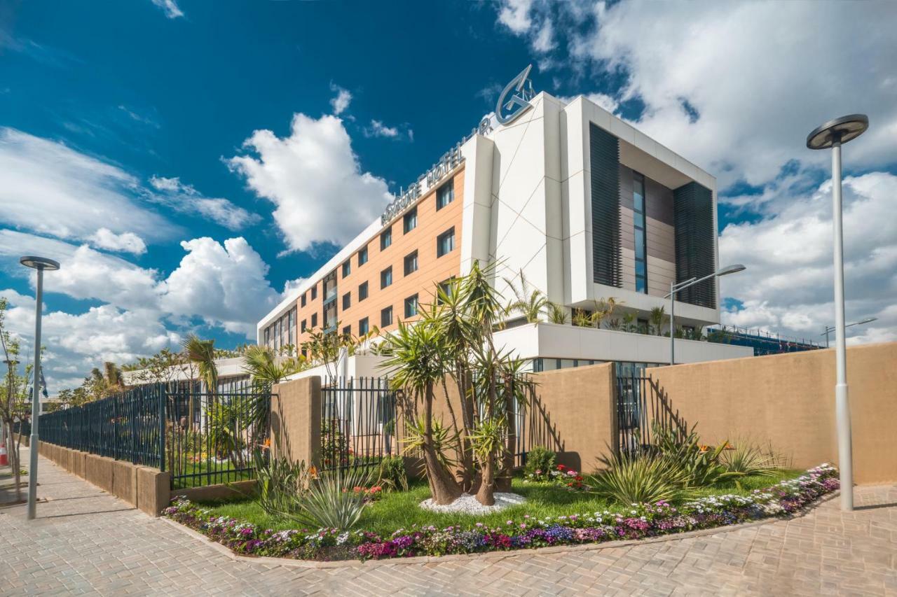Golden Tulip Royaume Hotel Algiers Ngoại thất bức ảnh